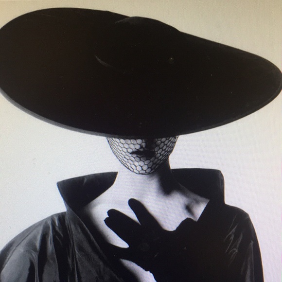 Meet your Posher, SJ - Picture 1 of 1